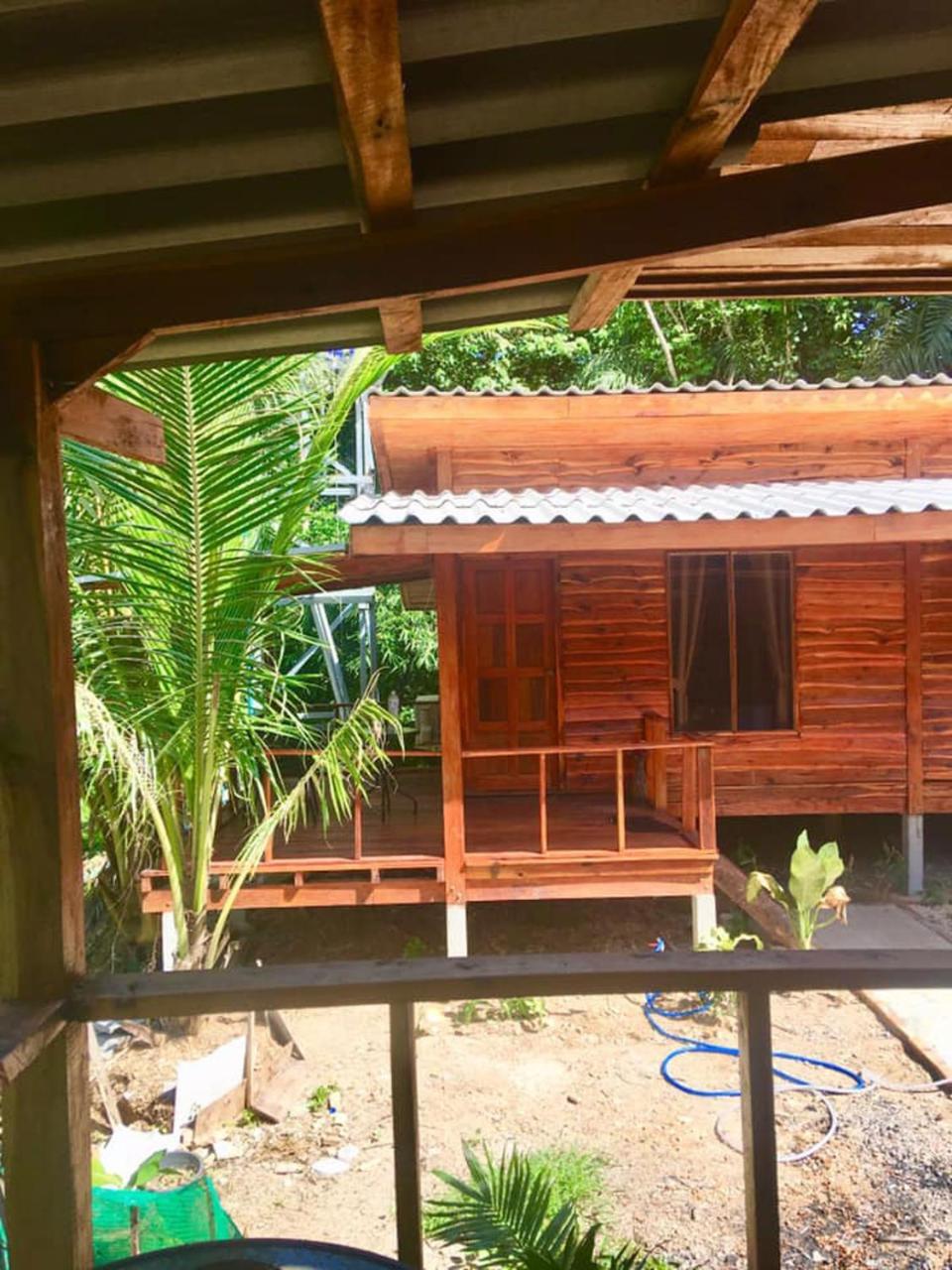 Lanta A Toi House Hotel Ko Lanta Buitenkant foto