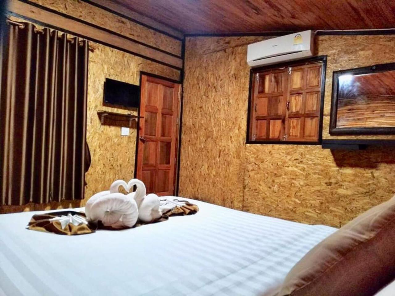Lanta A Toi House Hotel Ko Lanta Buitenkant foto