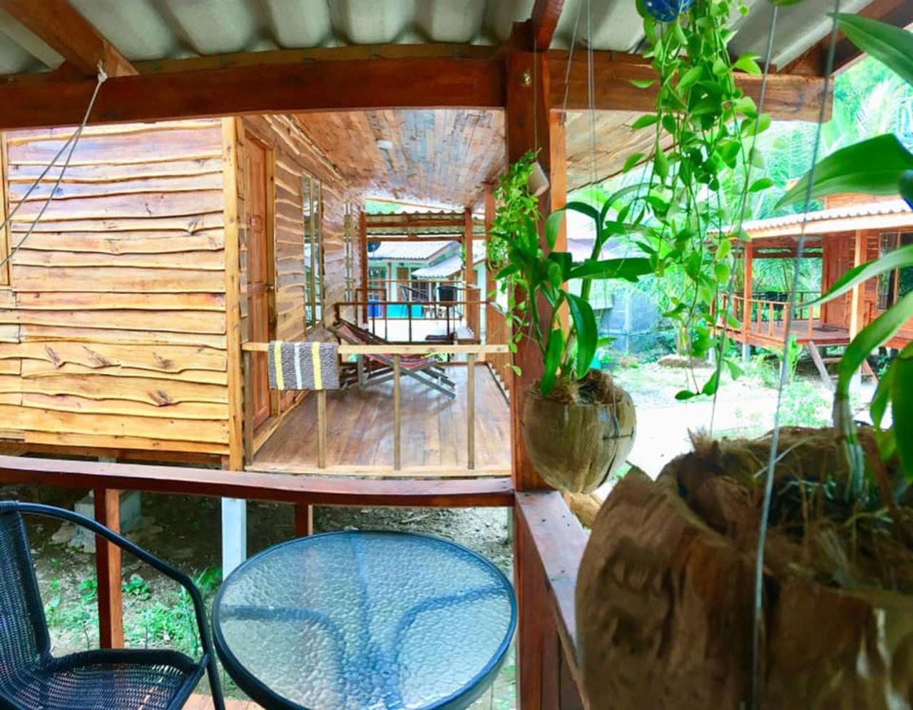 Lanta A Toi House Hotel Ko Lanta Buitenkant foto